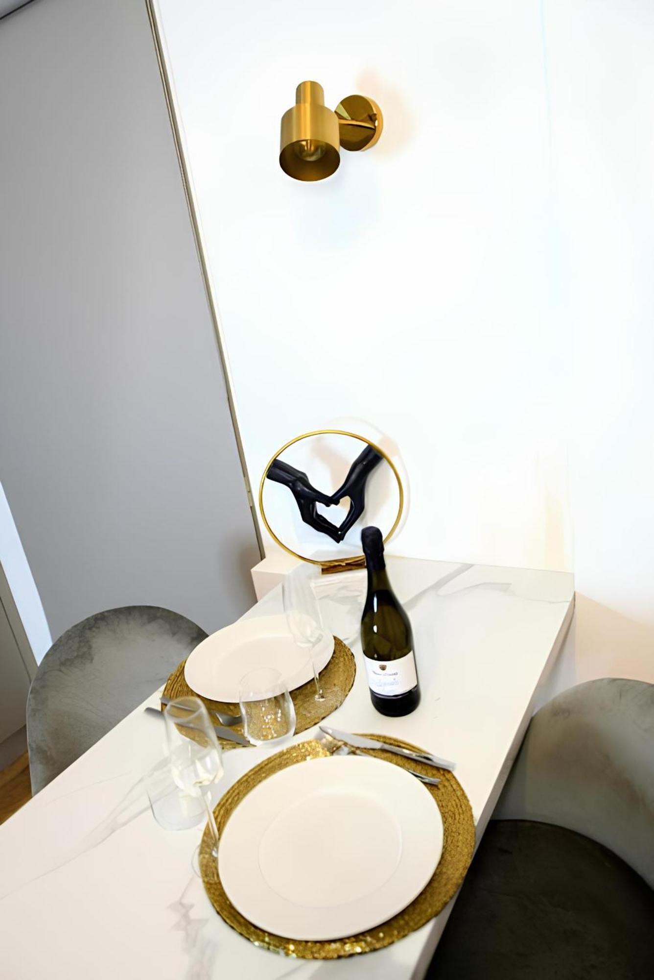 Appartement Vuel Sea View House -10 Minutes From The Airport Fiumicino Extérieur photo